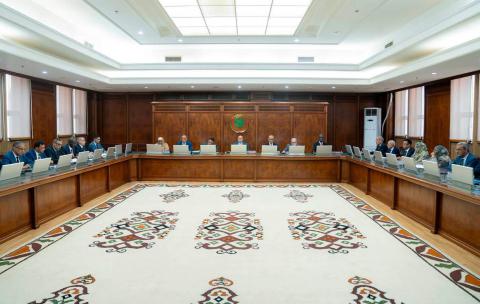 مجلس الوزراء يصادق على الانضمام إلى مؤسسات مالية إفريقية ويبحث ملفات الكهرباء والتعليم